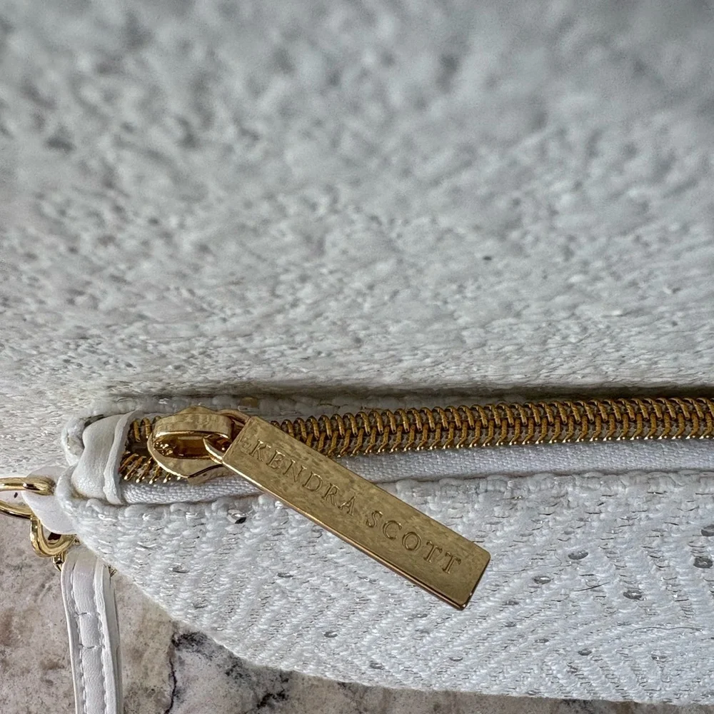 Kendra Scott Tweed White with Sequin Detailing